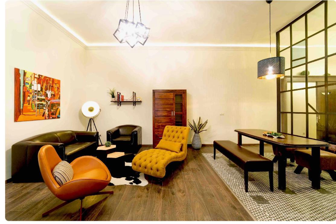 The Best Mondain Apartment Budapeste Exterior foto